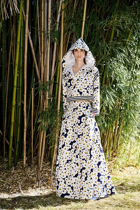 Detail view of Look N°9 from Junko Shimada Spring/Summer 2027.