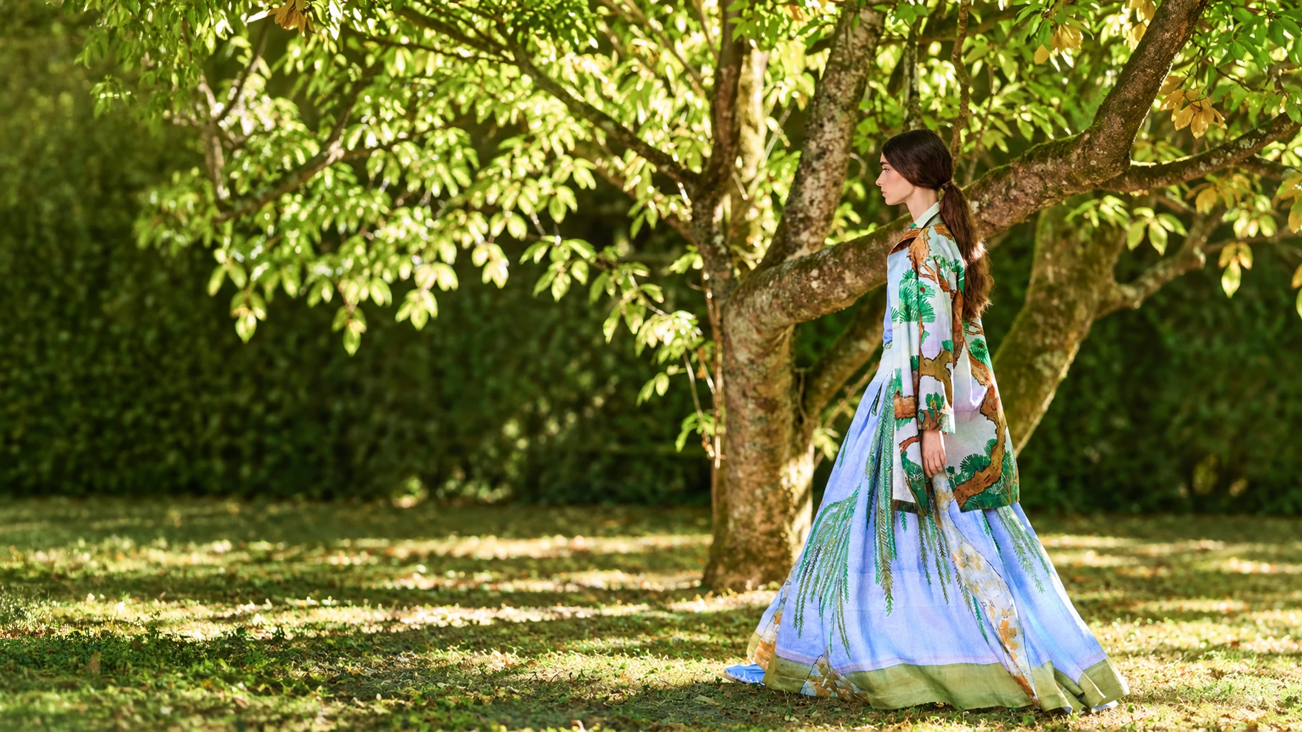 JUNKO SHIMADA SPRING/SUMMER 2027 — THE POETRY OF NATURE AND THE ART OF EFFORTLESS FEMININITY