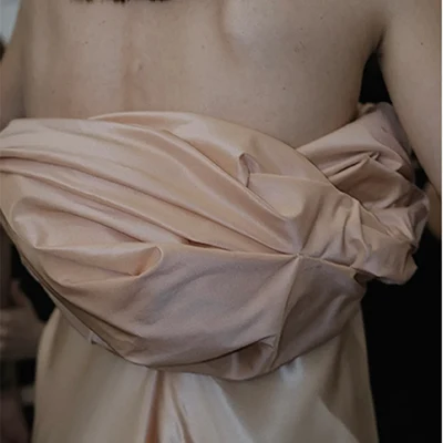 N°6 BACKSTAGE