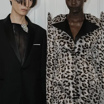 N°15 BACKSTAGE