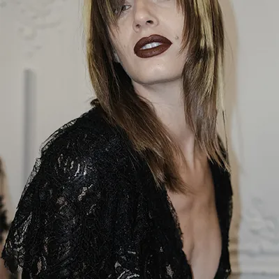 N°20 BACKSTAGE