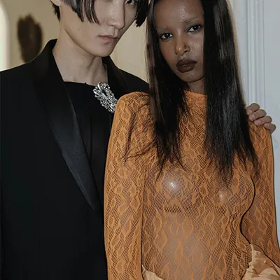 N°23 BACKSTAGE