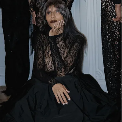 N°24 BACKSTAGE