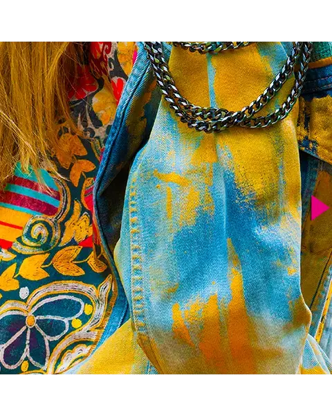 N°13 SORO - The Art of Wearing a Message