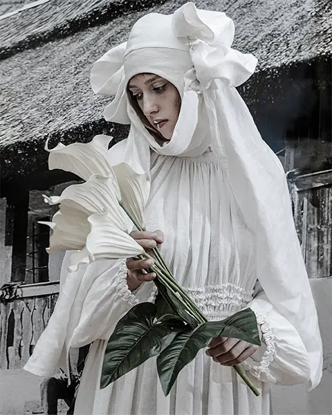 N°6 VERA KOMLIK - WHERE SILENCE SPEAKS: THE TIMELESS WORLD OF A BELARUSIAN DESIGNER