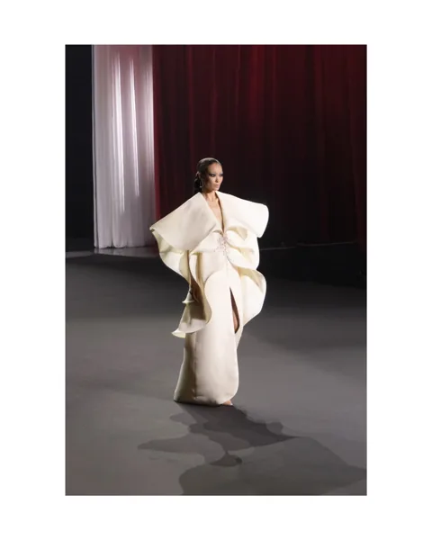 Look N°12 from the STÉPHANE ROLLAND Haute Couture Fall/Winter 2026–2027 collection.