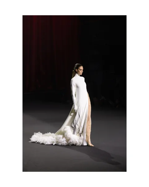 Look N°27 from the STÉPHANE ROLLAND Haute Couture Fall/Winter 2026–2027 collection.