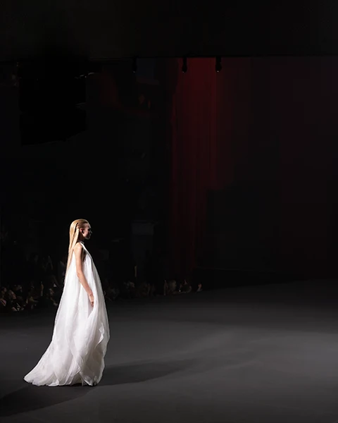 Look N°17 from the STÉPHANE ROLLAND Haute Couture Fall/Winter 2026–2027 collection.