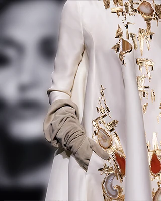 Look N°4 from the STÉPHANE ROLLAND Haute Couture Fall/Winter 2026–2027 collection during Paris Haute Couture Week.