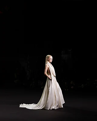 Look N°8 from the STÉPHANE ROLLAND Haute Couture Fall/Winter 2026–2027 collection during Paris Haute Couture Week.