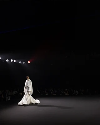 Look N°21 from the STÉPHANE ROLLAND Haute Couture Fall/Winter 2026–2027 collection during Paris Haute Couture Week.