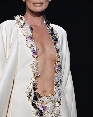 Look N°31 from the STÉPHANE ROLLAND Haute Couture Fall/Winter 2026–2027 collection during Paris Haute Couture Week.