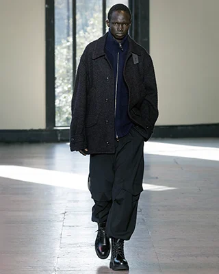 N°4 UJOH ANTITHESIS