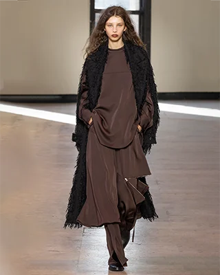 N°15 UJOH ANTITHESIS