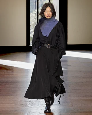 N°25 UJOH ANTITHESIS