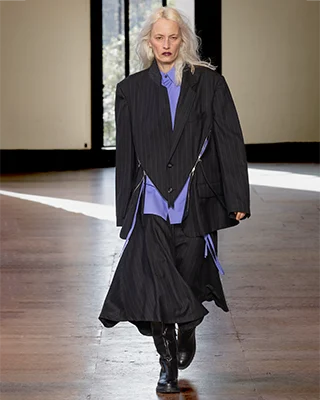 N°27 UJOH ANTITHESIS