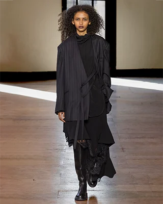 N°36 UJOH ANTITHESIS