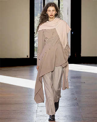 N°37 UJOH ANTITHESIS