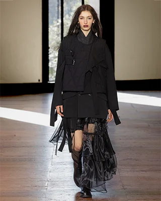 N°41 UJOH ANTITHESIS