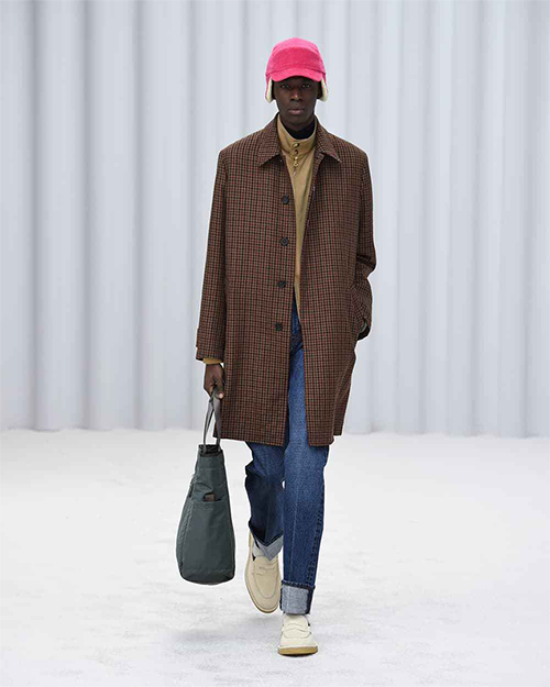 17 PAUL SMITH 2021 AUTUMN-WINTER MEN COLLECTION -  “New & Reixed Versions From Paul Smith Classics”