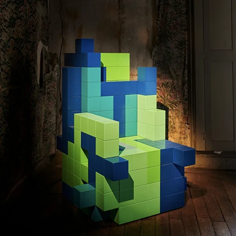 N°15 “TRÔNES 2” — The Seat of Power Reimagined