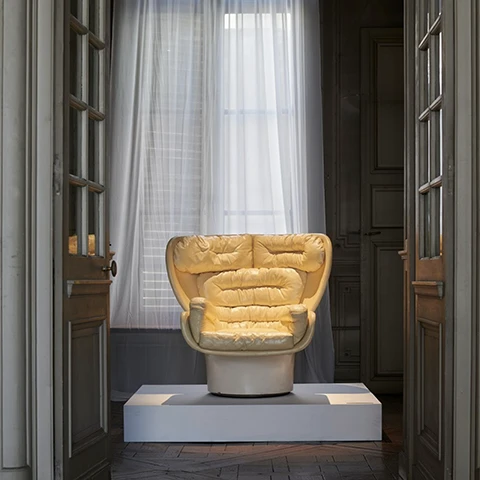 N°23 “TRÔNES 2” — The Seat of Power Reimagined