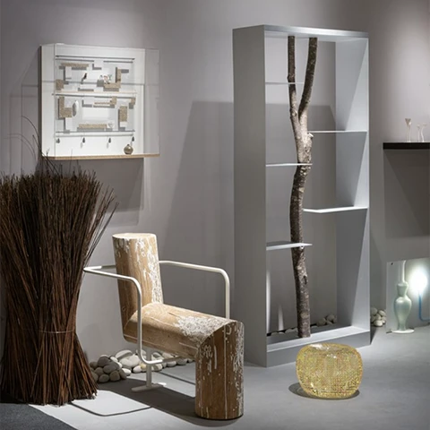 N°31 “TRÔNES 2” — The Seat of Power Reimagined