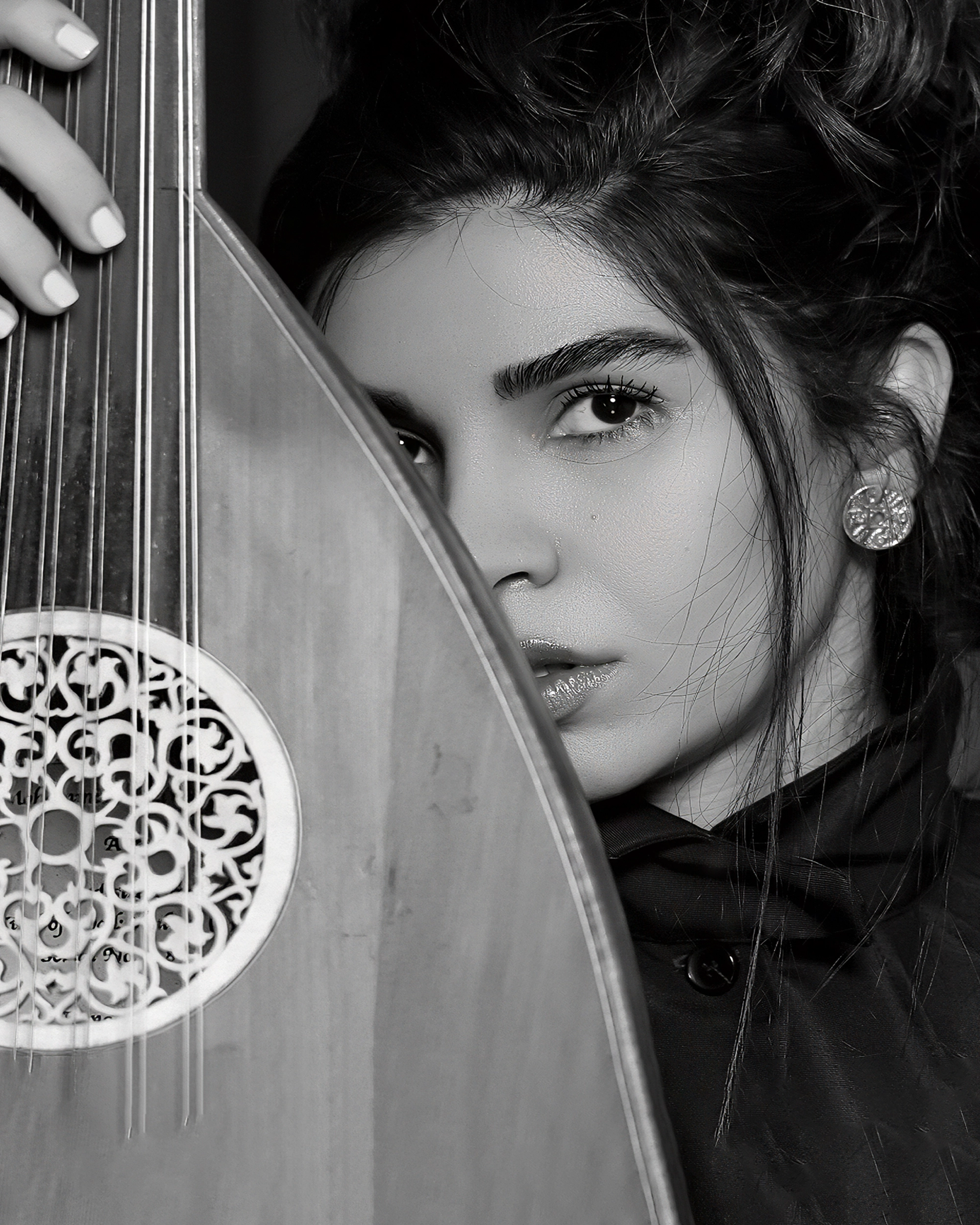 Marjan Ravandi - Portraiture