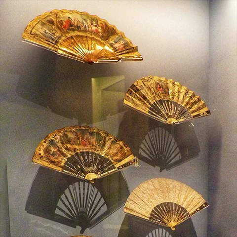 N°5 MARIE ANTOINETTE STYLE EXHIBITION