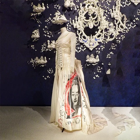 N°10 MARIE ANTOINETTE STYLE EXHIBITION