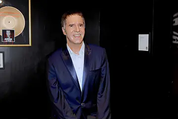 N°2 RICHARD ORLINSKI - A NIGHT TO REMEMBER AT THE MUSÉE GRÉVIN