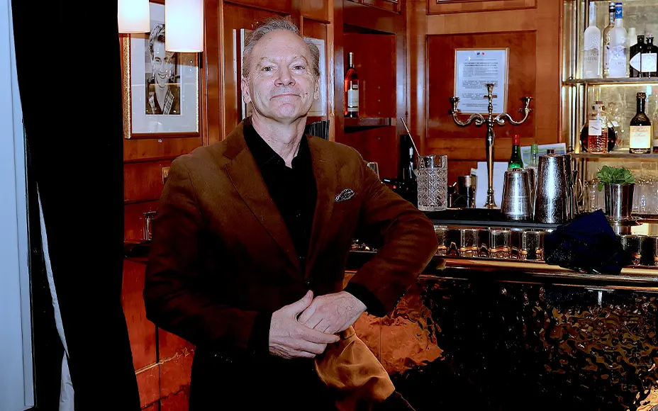 No. 7 – 当火马年庆典席卷香榭丽舍大街