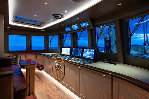 SIMENA cockpit and swim platform